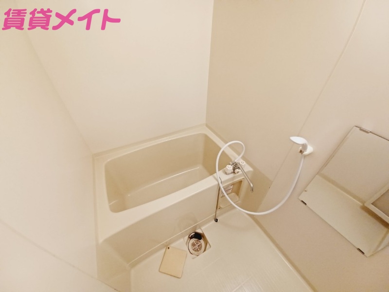 バス・シャワールーム　反転タイプ参考写真