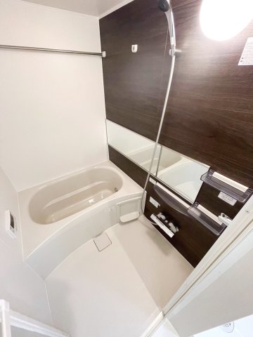 バス・シャワールーム　同物件、類似間取りのイメージ写真です