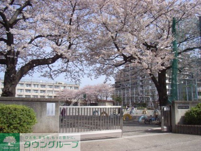 小学校　世田谷区立千歳小学校（小学校）まで100m