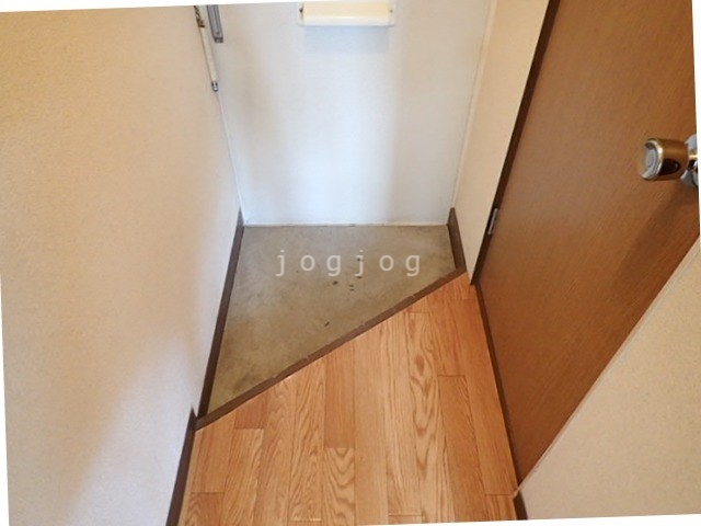 玄関　玄関廻りもキレイです
