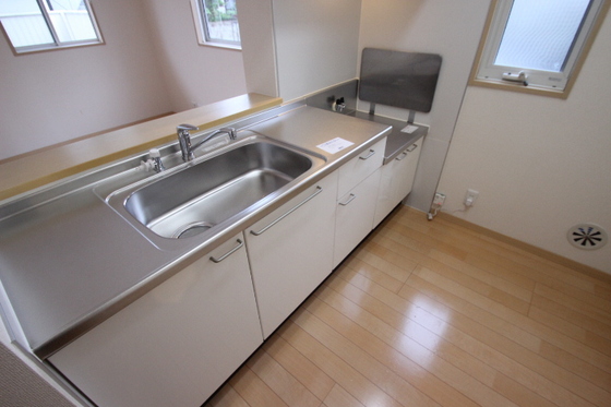 キッチン　※別部屋の写真です