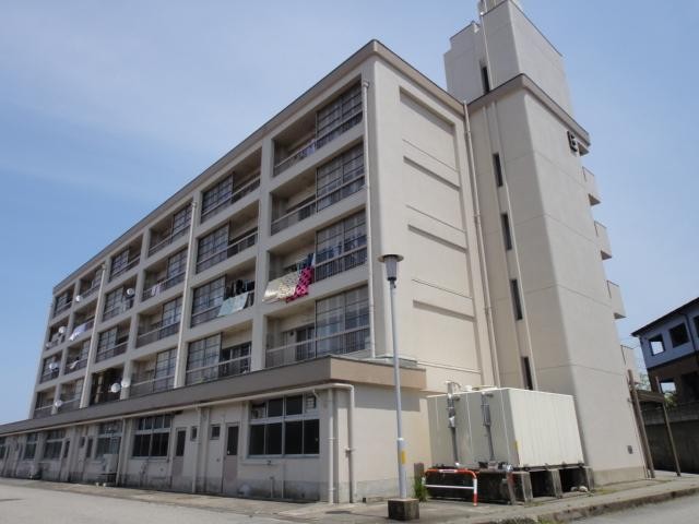 建物外観　『クローネ太閤山 E棟』です♪