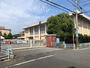 中学校　佐賀市立鍋島中学校（中学校）まで608m