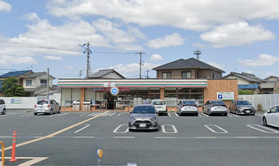 コンビニ　セブンイレブン 姫路兼田店（コンビニ）まで640m