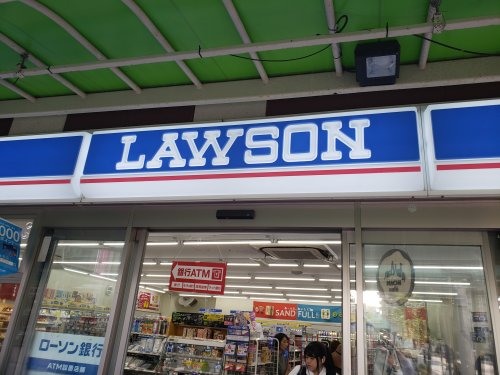 コンビニ　ローソン垂水駅前（コンビニ）まで360m