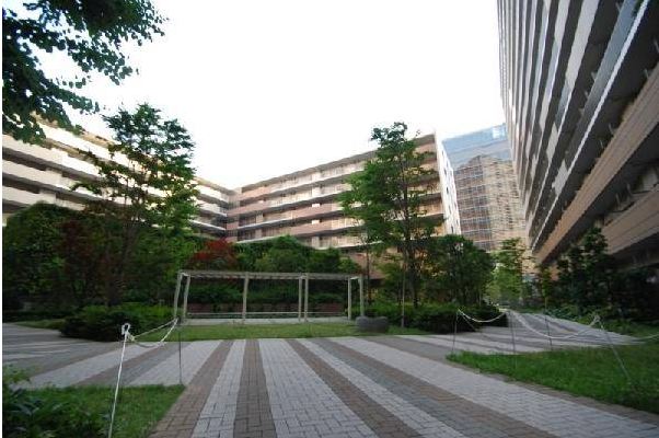 その他　中庭