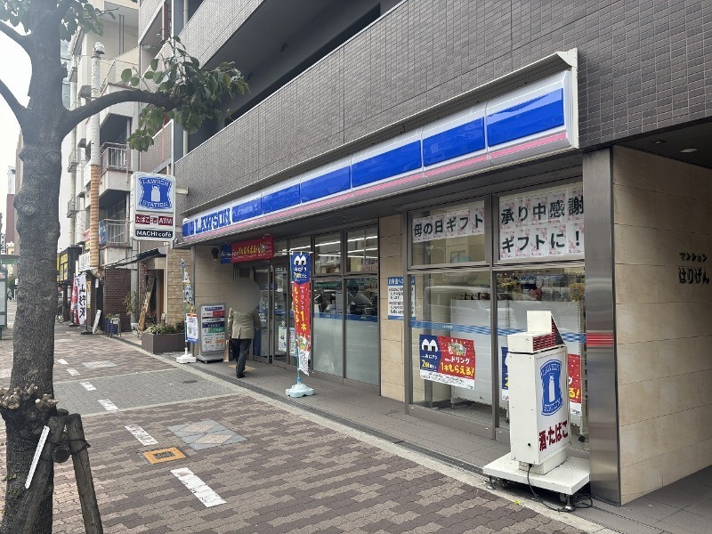 コンビニ　ローソン大阪城北詰駅前店（コンビニ）まで398m