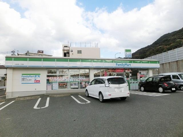 コンビニ　ファミリーマート小倉赤坂1丁目店（コンビニ）まで130m