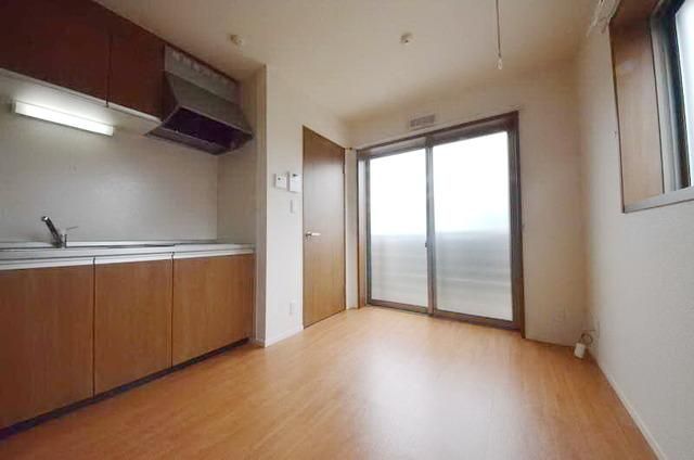 居室・リビング　別部屋参考写真