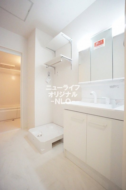 洗面設備　忙しい朝の身支度やシンク周りのお掃除に役立つ洗髪洗面台☆