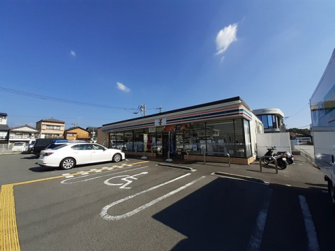 コンビニ　セブンイレブン 高知丸池町店（コンビニ）まで436m