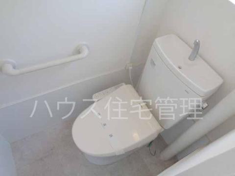 トイレ　シャワー付トイレ