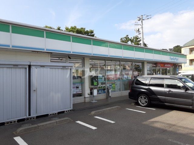 コンビニ　ファミリーマート油屋横浜八景島店（コンビニ）まで471m