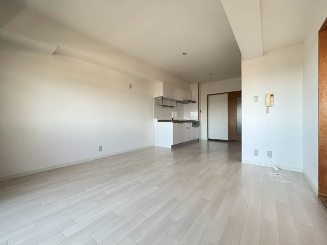 ISE伊勢住宅羽衣7401の居間写真