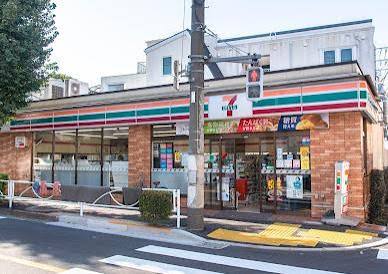 コンビニ　セブンイレブン上目黒5丁目店（コンビニ）まで349m