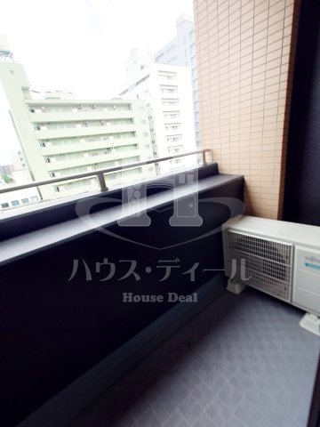 バルコニー　外からの目が気にならないバルコニーで洗濯物が干せます