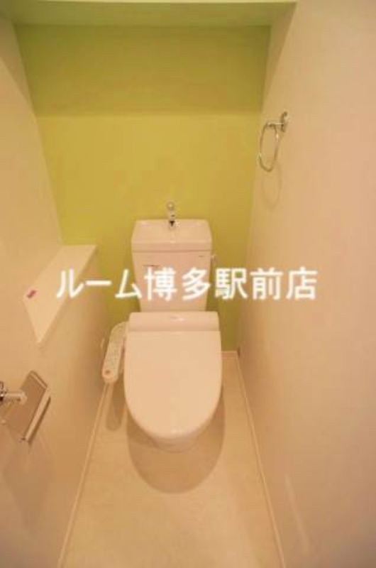 トイレ　別号室