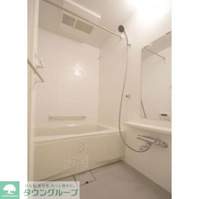バス・シャワールーム　※写真は同タイプ住戸です。