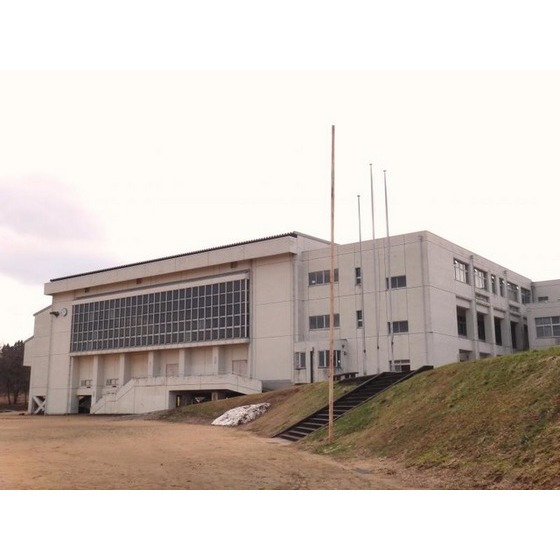 中学校　富山市立大沢野中学校（中学校）まで1668m