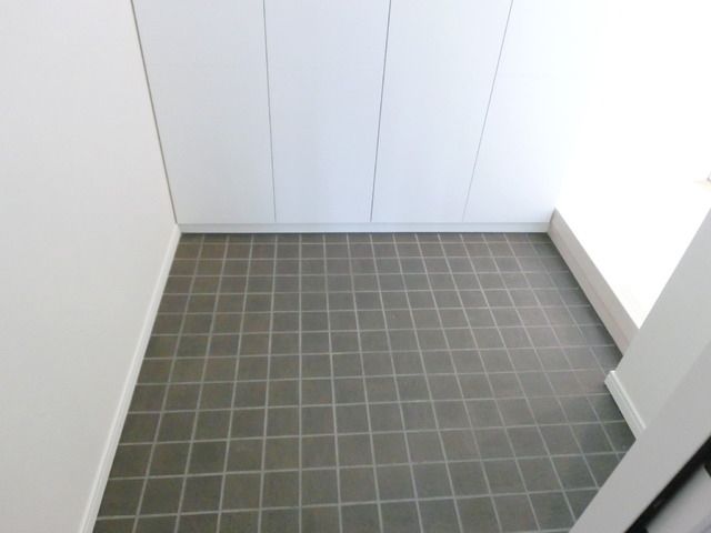 玄関　★玄関スペースも広々としています★