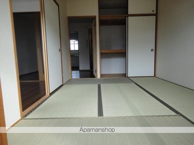 ＪＲ山陽本線 倉敷駅 バス乗車時間：12分 最寄りバス停で下車 徒歩5分 2階建 築31年の内装写真