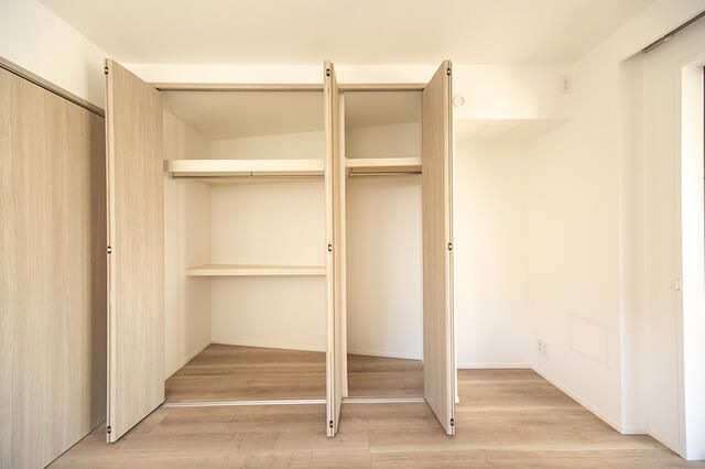 収納　写真は同タイプ住居です