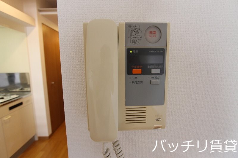 セキュリティ　別号室写真の為現況を優先致します。