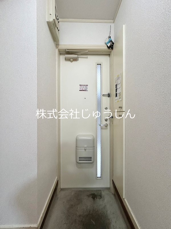 玄関　※同タイプ部屋参照