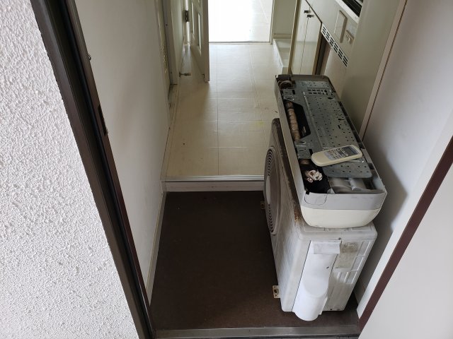 玄関　☆神戸市垂水区　コスミック　賃貸☆