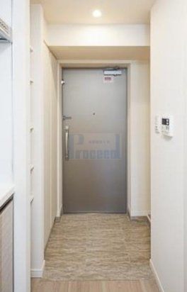 玄関　※別部屋参考写真※現況優先です
