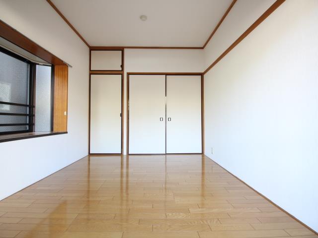 グランドール中央の居間写真