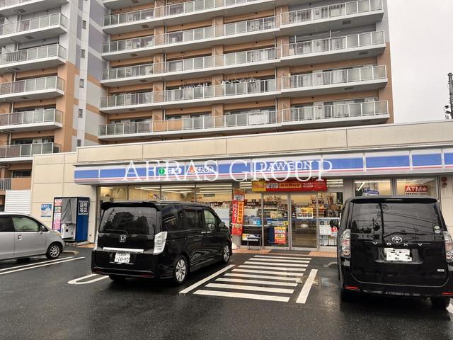 コンビニ　ローソン 昭島昭和町二丁目店（コンビニ）まで218m