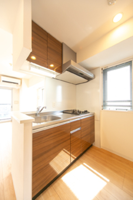 キッチン　※写真は同タイプ住戸です。