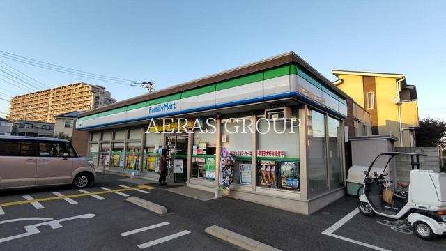 コンビニ　ファミリーマート ふじみ野鶴ケ岡店（コンビニ）まで673m