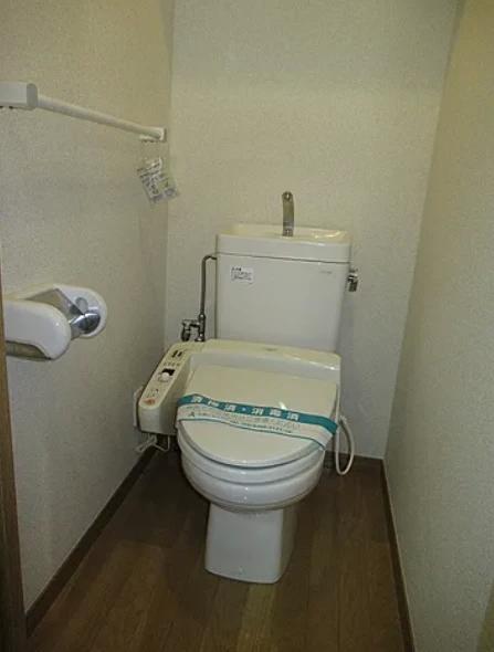 ＪＲ山手線 神田駅 徒歩8分 12階建 築27年のトイレ写真