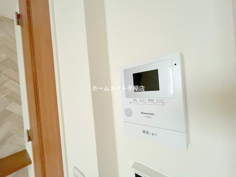 セキュリティ　モニター付きインターホンで安心です♪