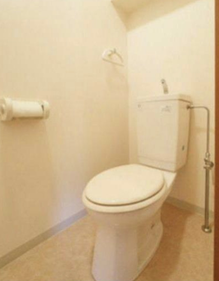 トイレ　トイレもきれいです