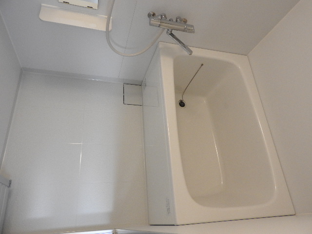 バス・シャワールーム　他のお部屋の参考写真となります。