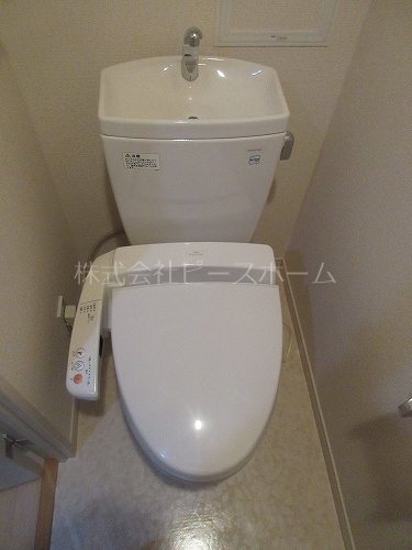 トイレ　※別号室参考写真