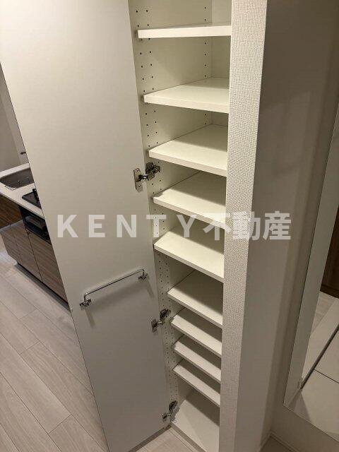 収納　ちょっとした収納スペースも充実しています