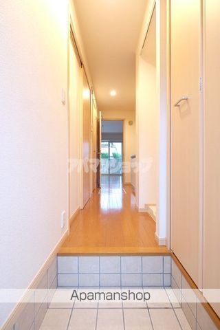 東武東上線 坂戸駅 徒歩9分 2階建 築18年の玄関写真