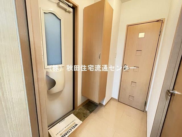 アービル千秋の玄関写真