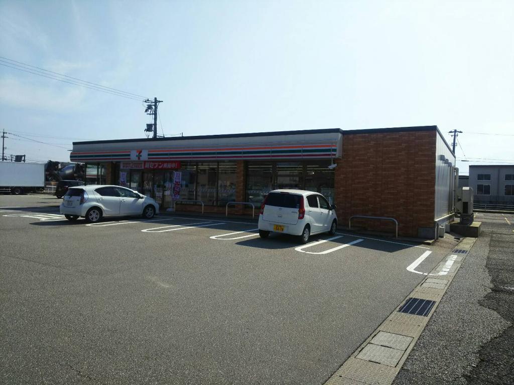 コンビニ　セブン‐イレブン/滑川柳原店（コンビニ）まで1510m
