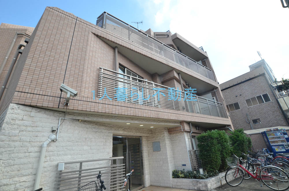 エントランス　毎日通るエントランスはこのようになっています