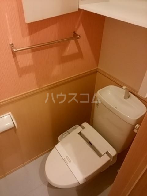 ロイヤルコートBのトイレ写真