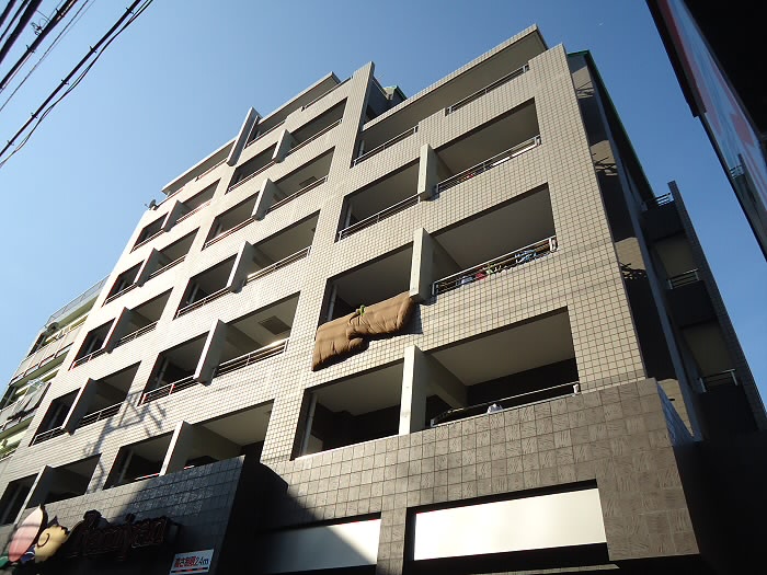 京王線 千歳烏山駅 徒歩5分 築30年