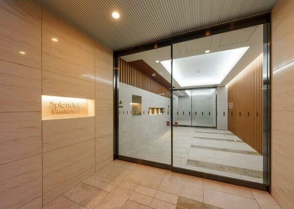都営新宿線 菊川駅 徒歩8分 9階建 築6年の外観写真
