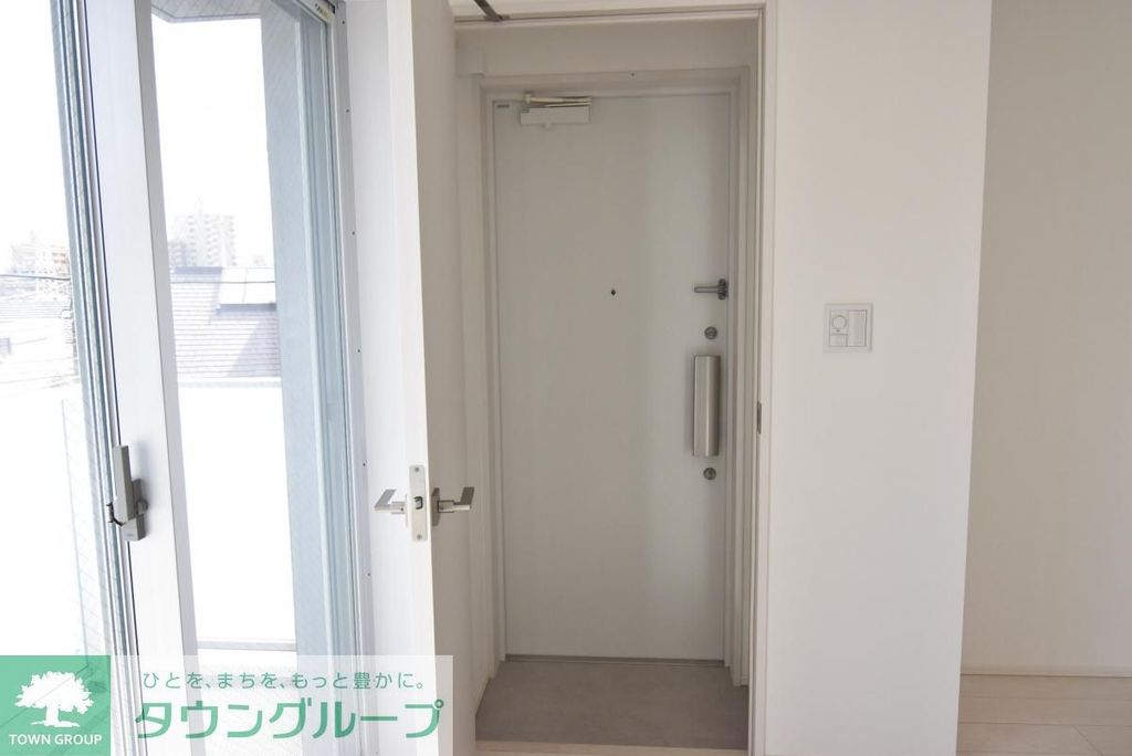 玄関　※別部屋参照