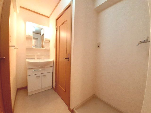 ヴィラージュ波風Bの内装写真