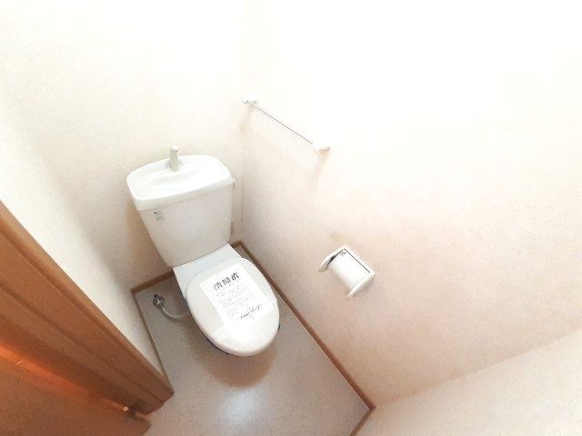 ヴィラージュ波風Bのトイレ写真